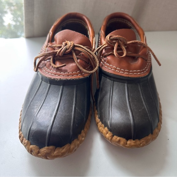L.L. Bean Shoes - L.L. Bean (6M) Duck Boot Bean Boots Rubber Mocs